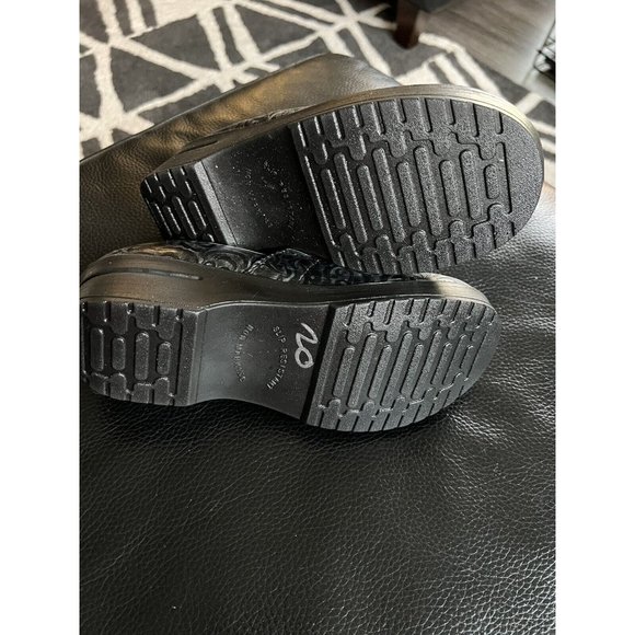 Easy Street Laurie Slip Resistant Comfortable Silver Artisan T1 Shoes Size 6.5M - Picture 6 of 12